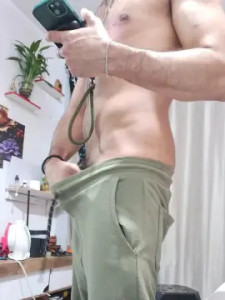 Play this uncensored video named Lsanzo, 35 years old, male