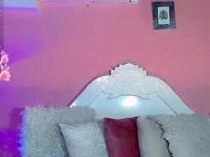 Watch this complete scene called evaamooree, trans