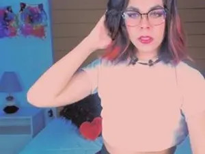 Play this uncensored video called EryGrey, 19 years old, brown hair trans