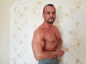 Stream this HD clip named CristianDiesel, 38 years old, brown hair male