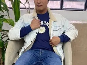 Watch full scene of HEATMASTER_VC, 28 years old, brunette hair male