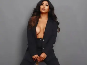 Play hardcore video of IvyAguaz, 25 years old, brunette hair trans