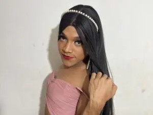 Play the HD scene named CarlaHottieX, trans