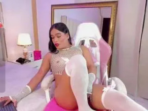 Play the complete movie named irina-foxx1, trans