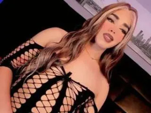 Watch uncensored scene titled baby-isaa, trans