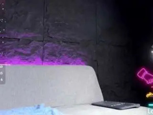 Stream the hardcore video of Thaliabrooks Cam porn model from camsoda