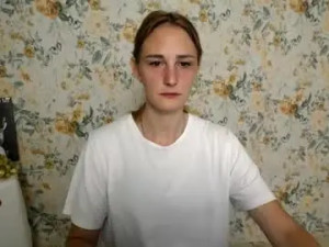 Play uncut scene named Milana_cutie_ Cam porn model from chaturbate