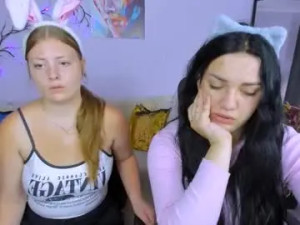 Stream uncut video named Melani_bumm Cam porn model from chaturbate