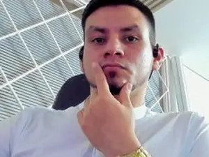 Enjoy watching complete scene of RickAdams, 28 years old, brunette hair male