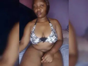 View the complete movie called Boutilicius254 Cam porn model from bongacams