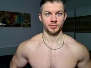 Play the complete movie of RobbyShawz, 28 years old, brown hair male