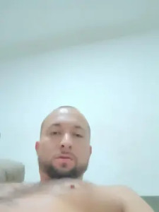 Stream this full video named Saradooo, 30 years old, male