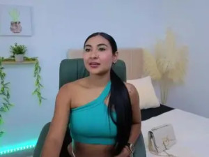 Watch this complete scene titled LunaMedusa1 Cam porn model from bongacams
