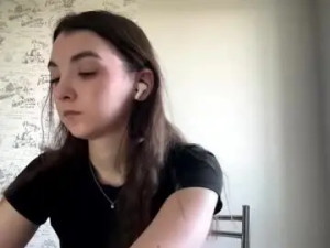 Enjoy watching the uncensored movie of Scarlettholen Cam porn model from chaturbate