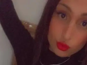 Watch this uncut movie named camy_doll, 21 years old, brunette hair trans