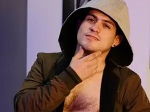 Play this uncensored movie titled WilliamSteel19, 28 years old, brunette hair male