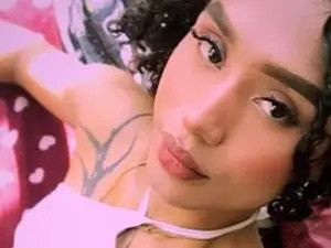 View the HD scene of Gina_foxx, brunette hair trans