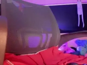 Enjoy watching the full clip titled karoll-scoott, trans