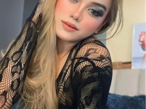 Watch hardcore movie named YoshiJenner, 19 years old, trans