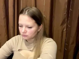 Enjoy watching the uncensored clip titled DaniellCheadle Cam porn model from bongacams