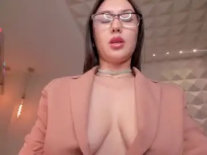 View this uncut movie named Annahoffman_ Cam porn model from chaturbate