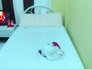 Watch uncut clip of freakyzaecummerxxx, 18 years old, trans