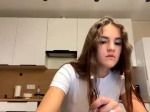 Watch the full clip called Annisguion Cam porn model from chaturbate