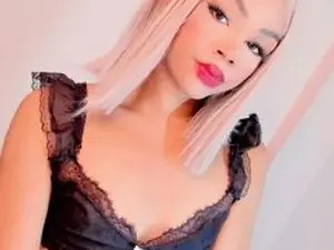 View this HD scene named KatelleHot, 19 years old, brunette hair male