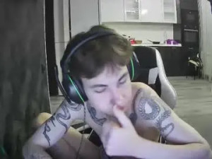 Play hardcore scene of aplant_, 18 years old, male