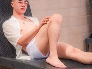 View the HD scene called AlexanderCollman, 19 years old, colored hair male