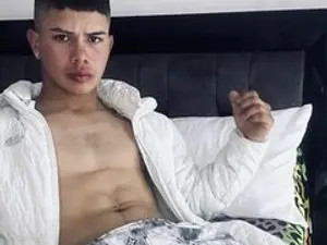 Play this hardcore scene titled JimmyWalker, 21 years old, brunette hair male