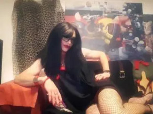 Watch the HD scene titled Juny, brunette hair trans
