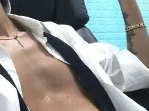 Play hardcore movie called adamcoox, 18 years old, brown hair male