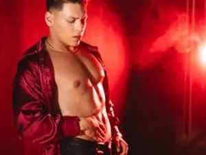 View the uncut video called NiklasBraun, 18 years old, blonde hair male