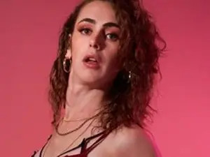 Watch this complete video titled CecexoMonroe, 24 years old, brown hair trans