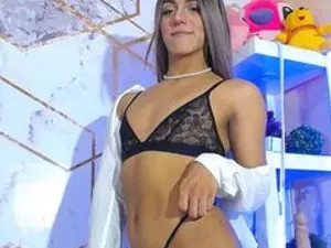 Watch the HD scene named isabella_pitts, 19 years old, brown hair trans