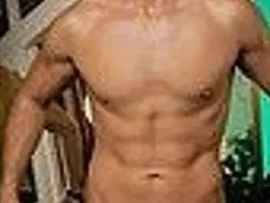 View this uncut scene of MiguelSantoz, 28 years old, brown hair male