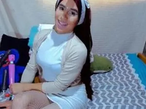 Stream this HD clip named Rosandry_691, 22 years old, brown hair trans