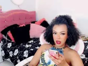 View this HD video titled luracollings, trans