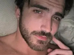 Enjoy watching the full clip called Phoenix_Star, 25 years old, brunette hair male