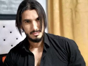 Watch this full scene called TylerDang, 38 years old, brunette hair male