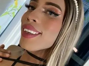 Stream hardcore video titled maddison_beer, 21 years old, brunette hair trans