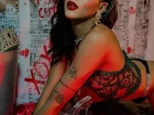 Play hardcore video of JessikaRabbits, 18 years old, brunette hair trans