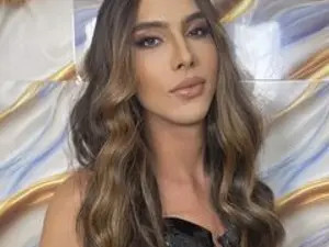 Watch uncut clip of ClaudiaBigDick, 20 years old, colored hair trans