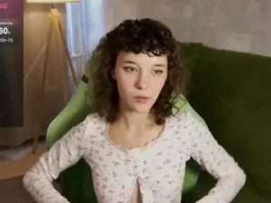 Play this HD video of Noravelis Cam porn model from chaturbate