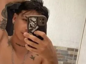View this full video titled derekfly, 18 years old, brunette hair male
