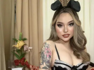 Stream hardcore movie named JasmineCordova, 25 years old, blonde hair trans