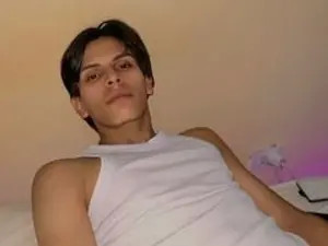View HD scene titled Adam_su, 25 years old, brunette hair male
