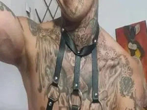 Enjoy watching the full scene named Aikolove777, brunette hair male