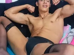 Enjoy watching this full clip named angelstivens, 21 years old, blonde hair male